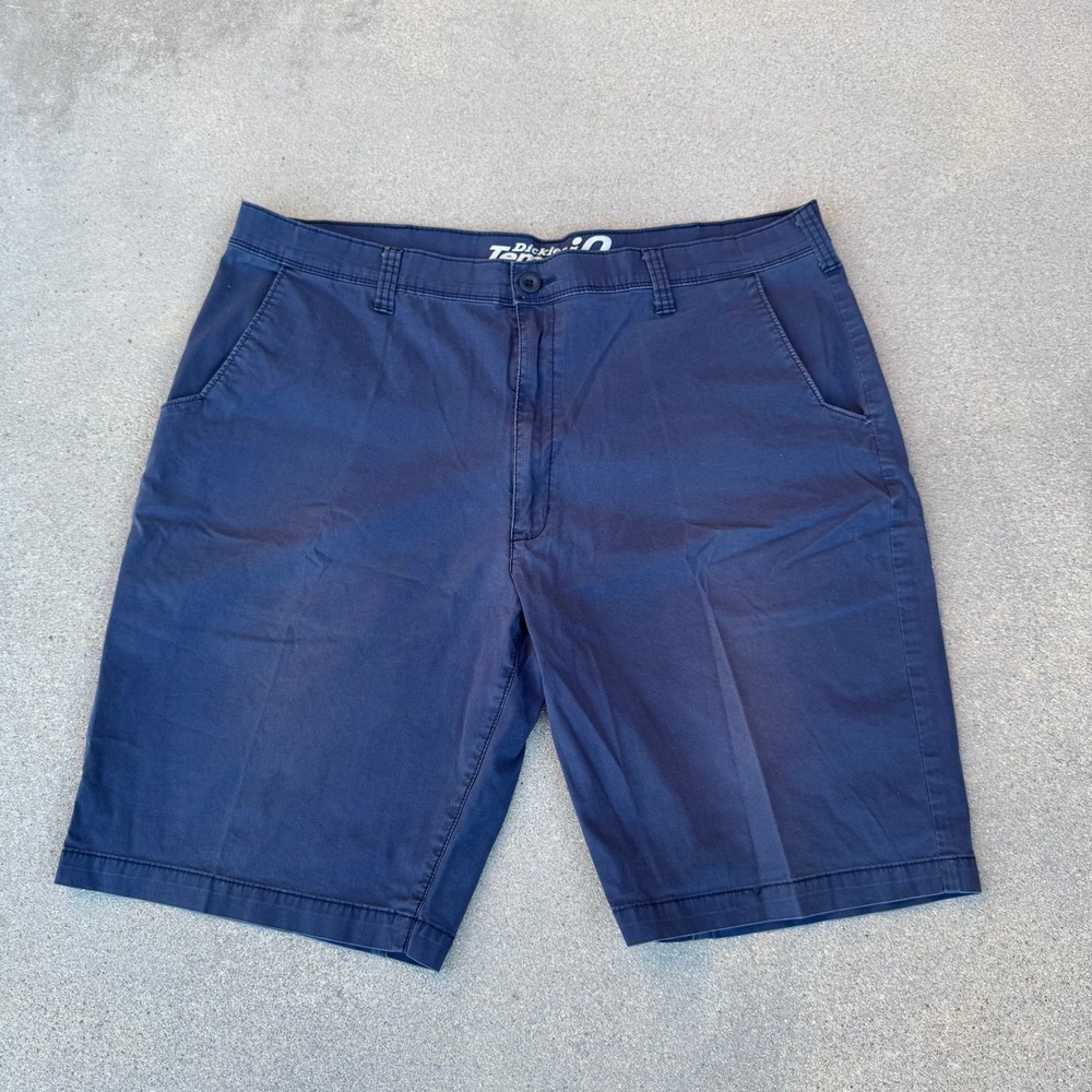 Dickies Temp-iQ Mens‎ Navy Blue Performance Chino Shorts Size 40
